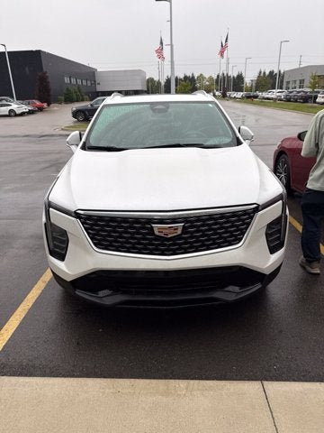 2024 Cadillac XT4 AWD Premium Luxury
