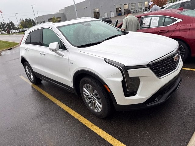 2024 Cadillac XT4 AWD Premium Luxury