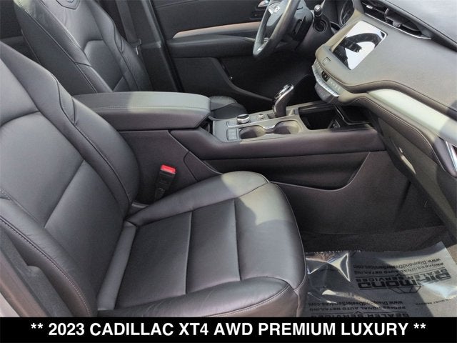 2023 Cadillac XT4 AWD Premium Luxury