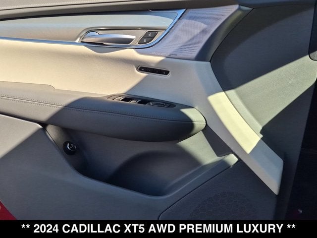 2024 Cadillac XT5 AWD Premium Luxury