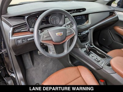 2025 Cadillac XT5 AWD Sport