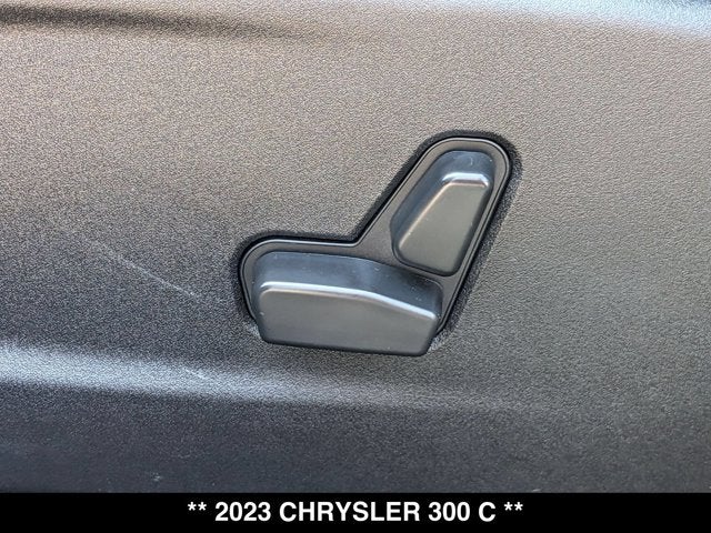 2023 Chrysler 300 300C