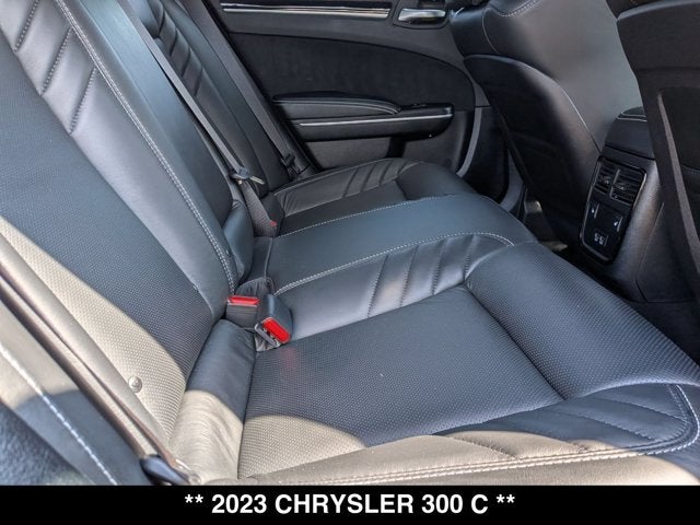 2023 Chrysler 300 300C