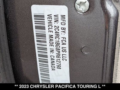 2023 Chrysler Pacifica Touring L
