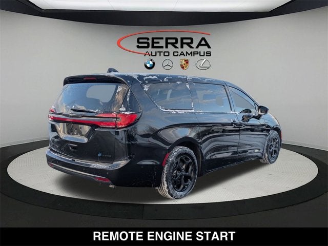 2022 Chrysler Pacifica Hybrid Limited