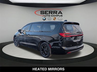 2022 Chrysler Pacifica Hybrid Limited