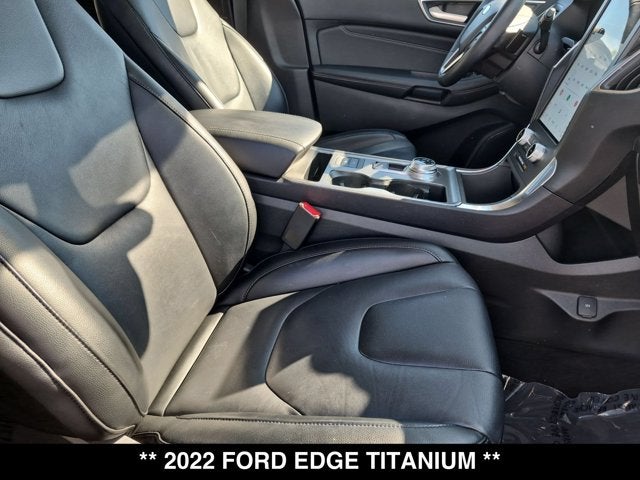 2022 Ford Edge Titanium