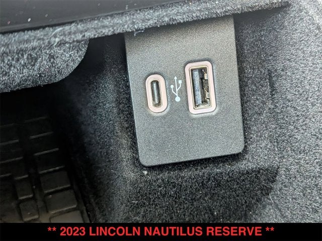 2023 Lincoln Nautilus Reserve
