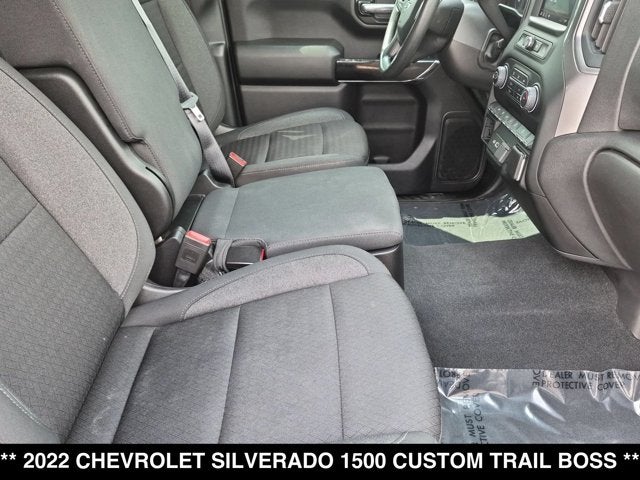 2022 Chevrolet Silverado 1500 Custom Trail Boss
