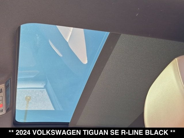 2024 Volkswagen Tiguan SE R-Line Black