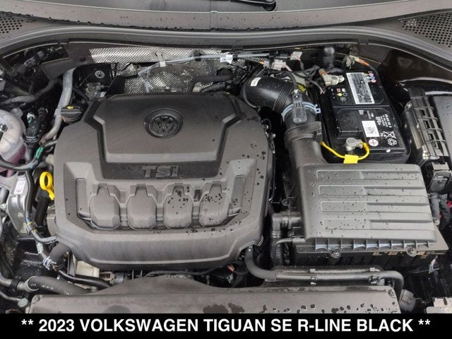 2023 Volkswagen Tiguan SE R-Line Black