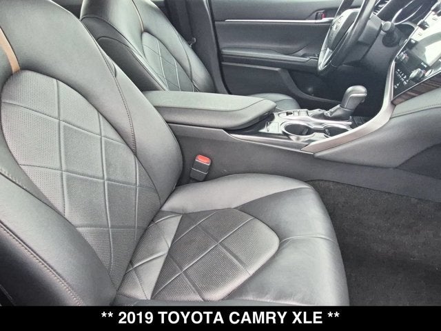 2019 Toyota Camry XLE