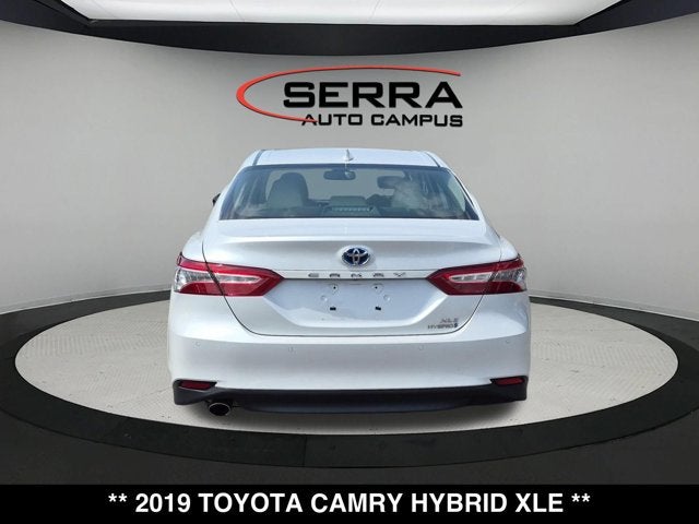 2019 Toyota Camry Hybrid XLE