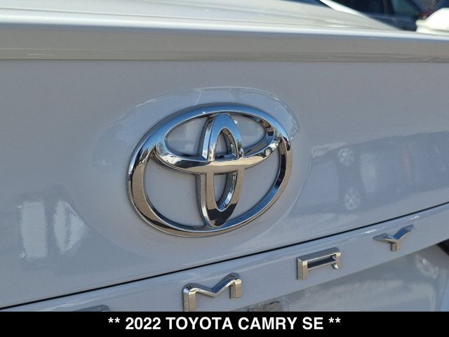 2022 Toyota Camry SE