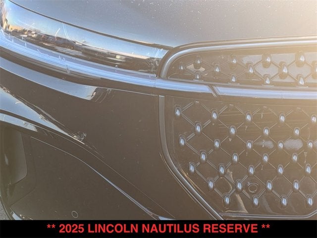 2025 Lincoln Nautilus Reserve