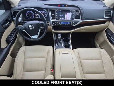 2019 Toyota Highlander Limited Platinum