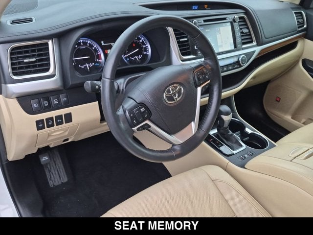 2019 Toyota Highlander Limited Platinum