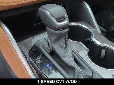 2025 Toyota Highlander Hybrid Platinum