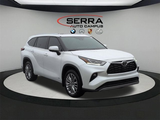2025 Toyota Highlander Hybrid Platinum