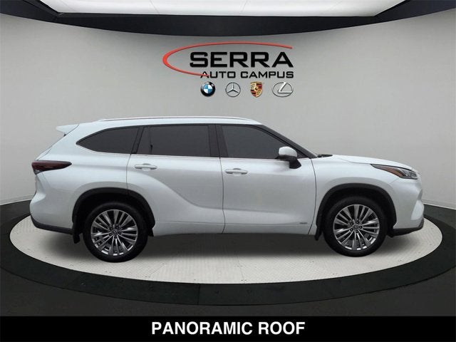 2025 Toyota Highlander Hybrid Platinum