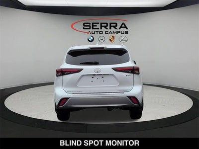 2025 Toyota Highlander Hybrid Platinum
