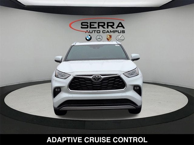 2025 Toyota Highlander Hybrid Platinum