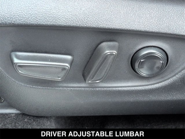 2025 Toyota Highlander Hybrid Platinum