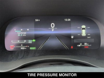 2025 Toyota Highlander Hybrid Platinum