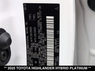 2025 Toyota Highlander Hybrid Platinum