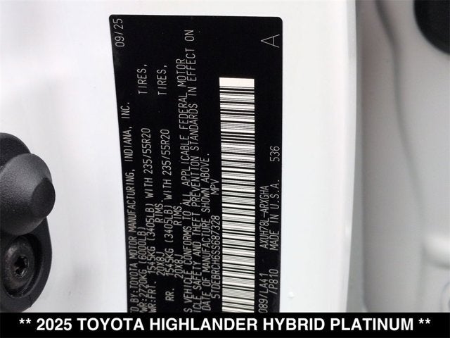 2025 Toyota Highlander Hybrid Platinum