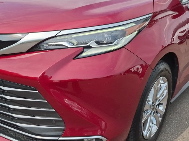 2022 Toyota Sienna Platinum