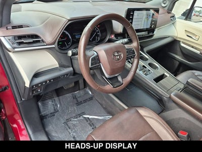 2022 Toyota Sienna Platinum