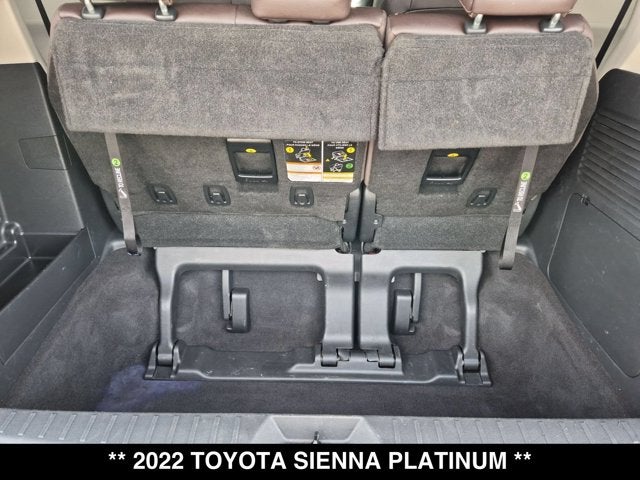 2022 Toyota Sienna Platinum