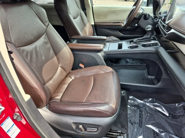 2022 Toyota Sienna Platinum