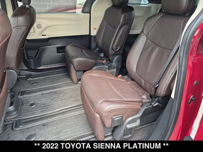 2022 Toyota Sienna Platinum