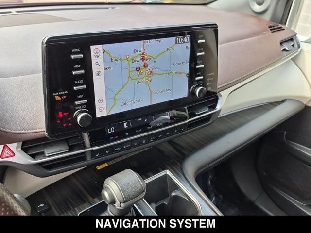 2022 Toyota Sienna Platinum