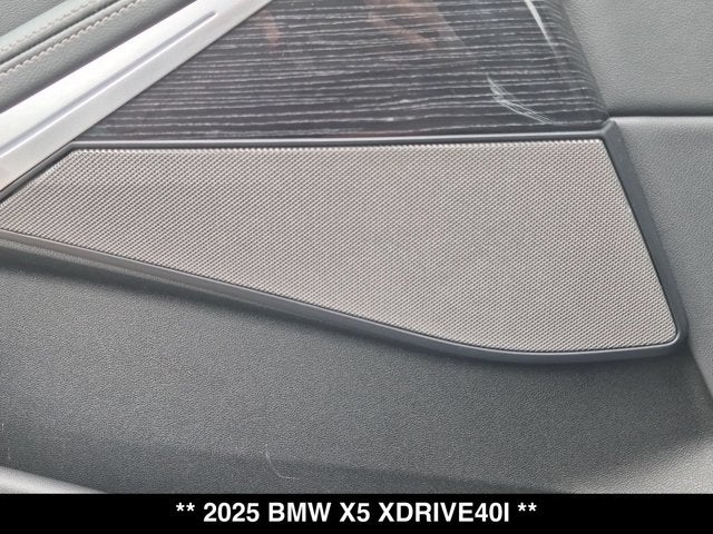 2025 BMW X5 xDrive40i