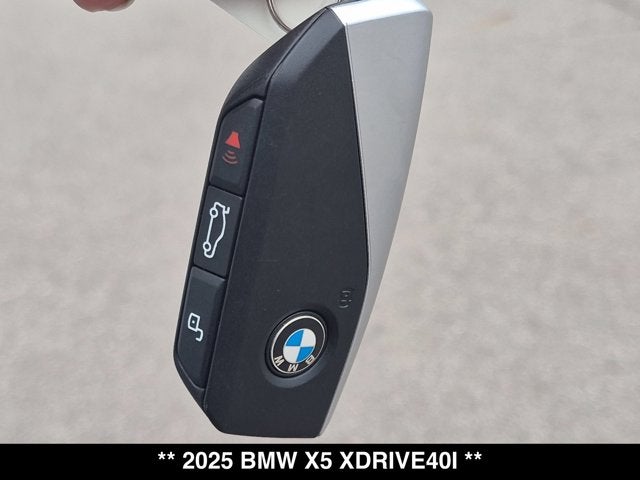 2025 BMW X5 xDrive40i