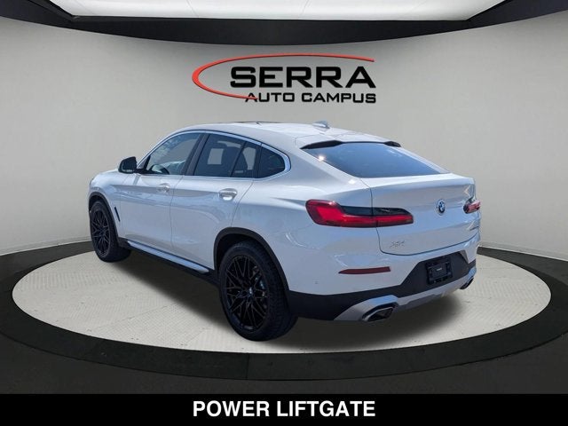 2022 BMW X4 xDrive30i