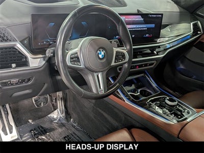 2023 BMW X7 M60i