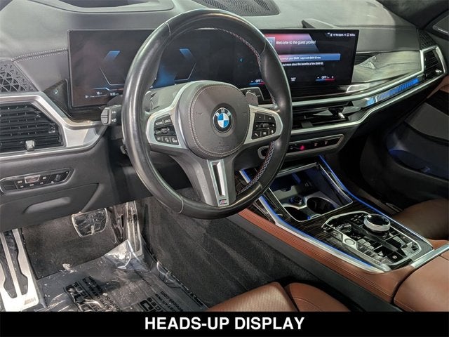 2023 BMW X7 M60i