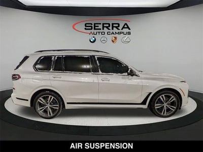 2023 BMW X7 M60i