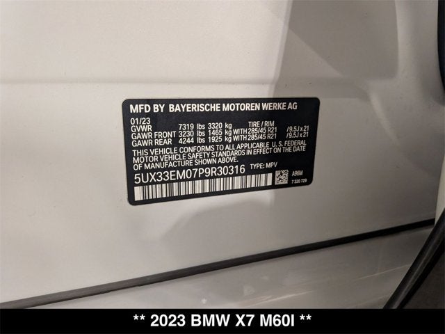 2023 BMW X7 M60i