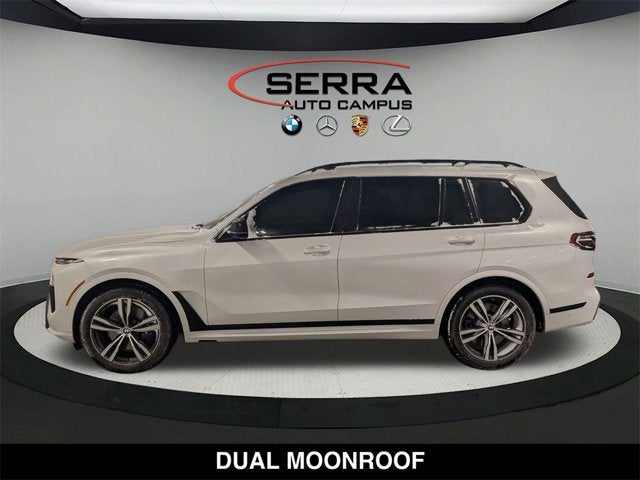 2023 BMW X7 M60i