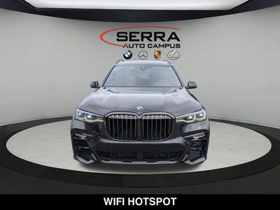 2022 BMW X7 M50i