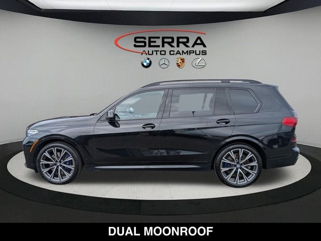 2022 BMW X7 M50i