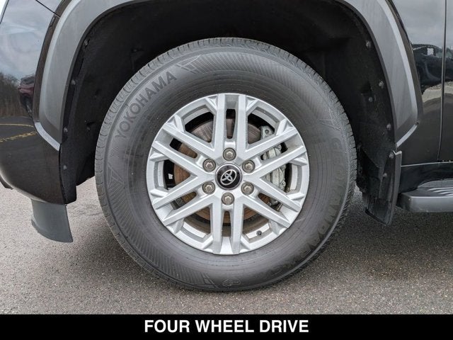 2025 Toyota Sequoia SR5