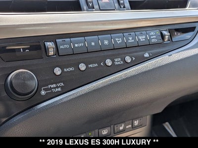 2019 Lexus ES 300h ES 300h Luxury