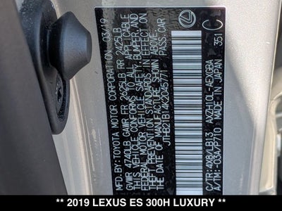 2019 Lexus ES 300h ES 300h Luxury