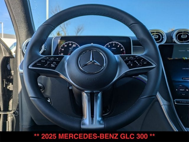 2025 Mercedes-Benz GLC 300 GLC 300
